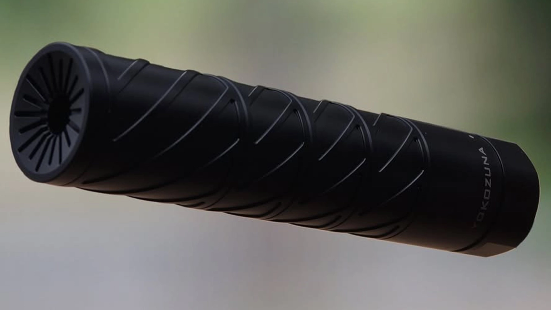 Silencio. Precision. Control.